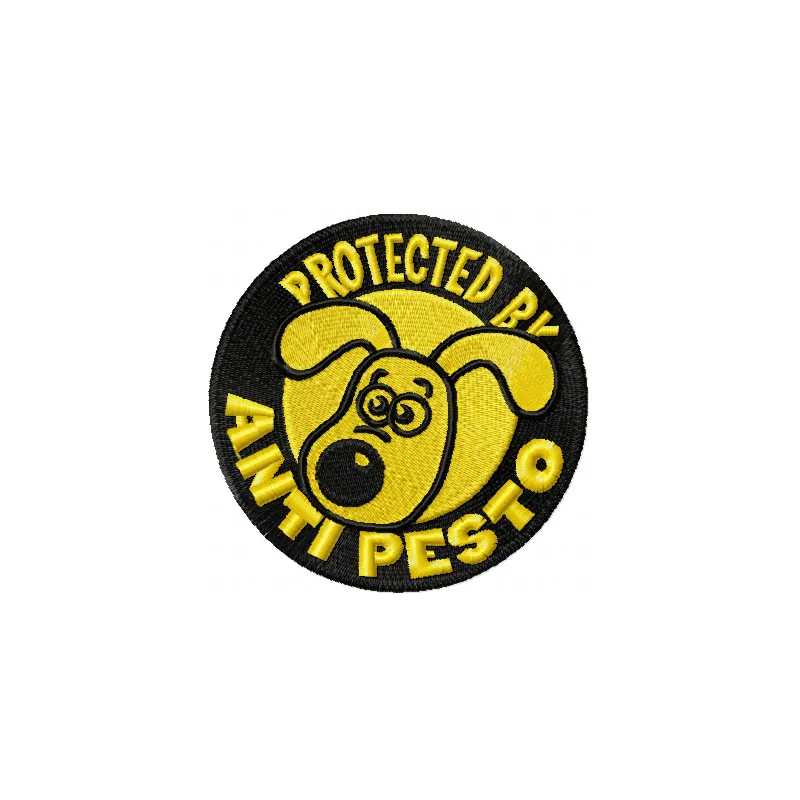 Gromit embroidery design showcasing a playful dog motif, perfect for stitching on t-shirts or tote bags.