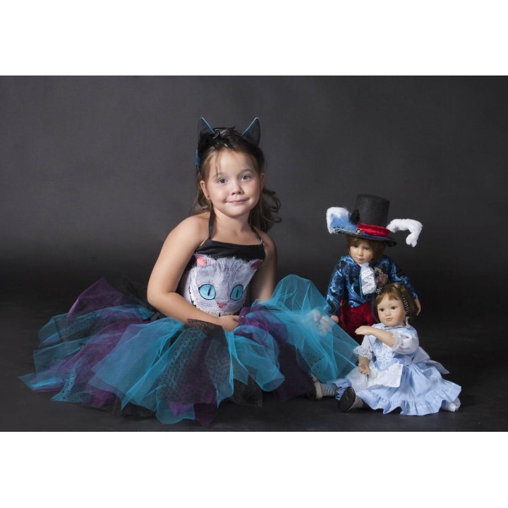 Mischievous Cheshire Cat Embroidery Design