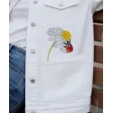 pocket with Ladybug on chamomile embroidery design
