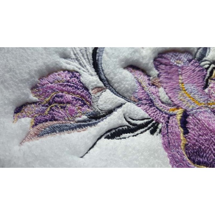 Big Swirl Iris  embroidery design - Embroidery Design