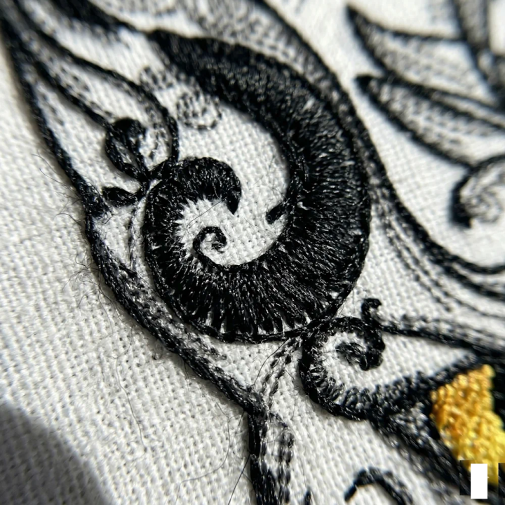 Oriental Swirl Cat Embroidery Design for Quirky Projects
